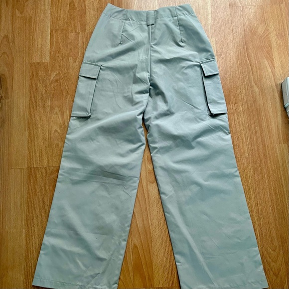 Cargo pants - Picture 3 of 3